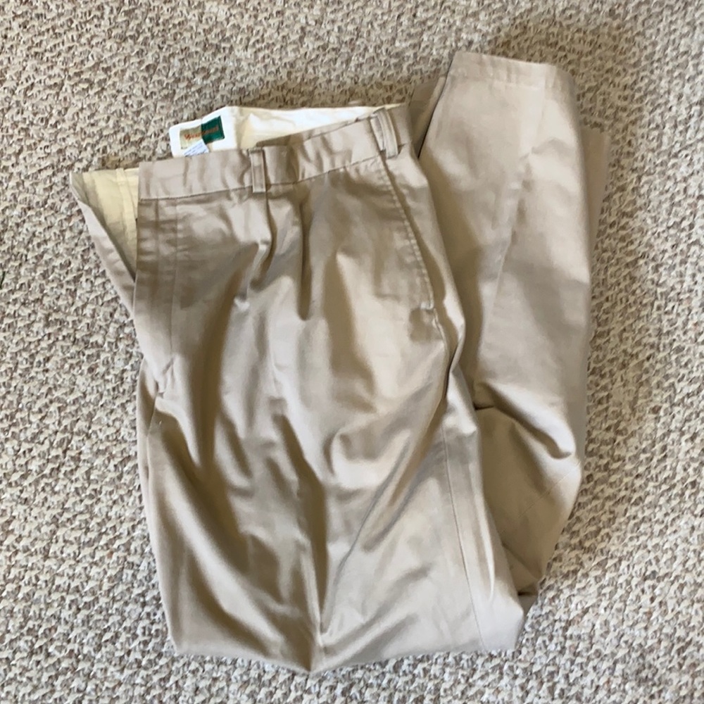 men’s khaki pants